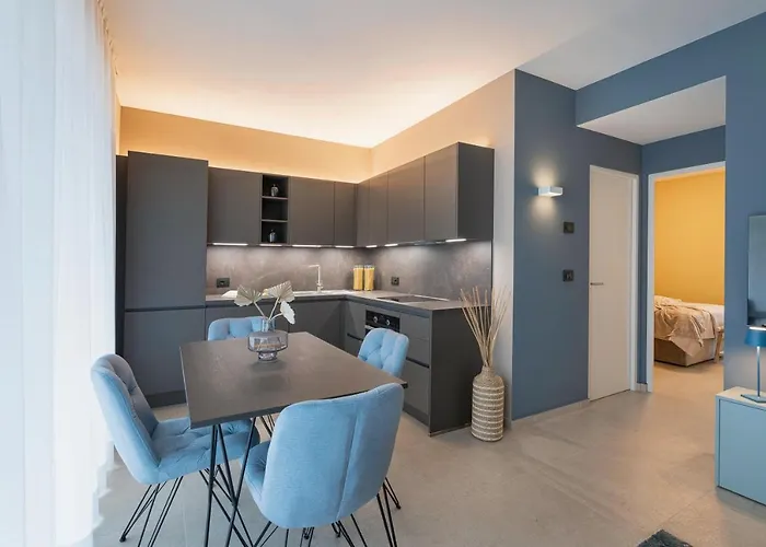 Indigo Eco Апартаменти *